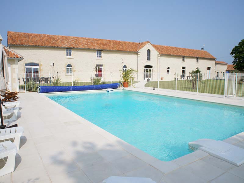 Les Gîtes D’Isel_86300 CHAUVIGNY_2